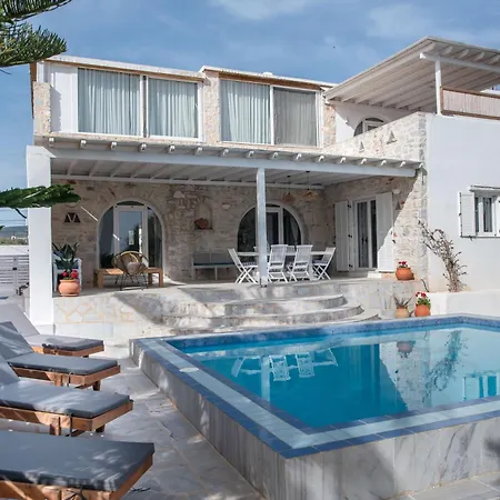 펜션 Cavos Paros Two-bedroom With Private Pool & Jacuzzi *