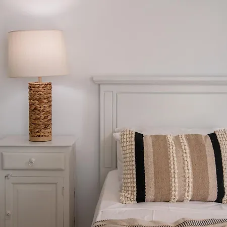 Cavos Paros Two-bedroom With Private Pool & Jacuzzi *