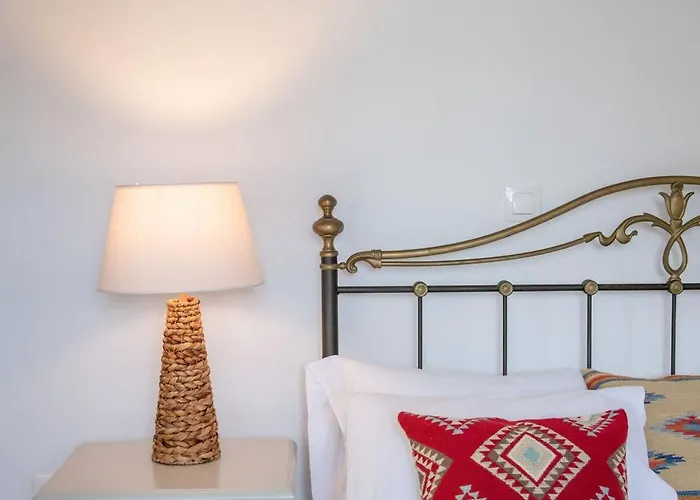 Cavos Paros Two-bedroom With Private Pool & Jacuzzi * Alikí