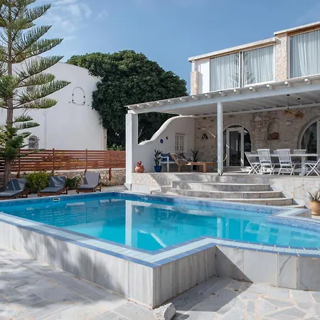 Cavos Paros Two-bedroom With Private Pool & Jacuzzi Aliki (Paros)