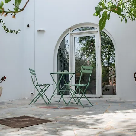 Cavos Paros Two-bedroom With Private Pool & Jacuzzi Holiday home