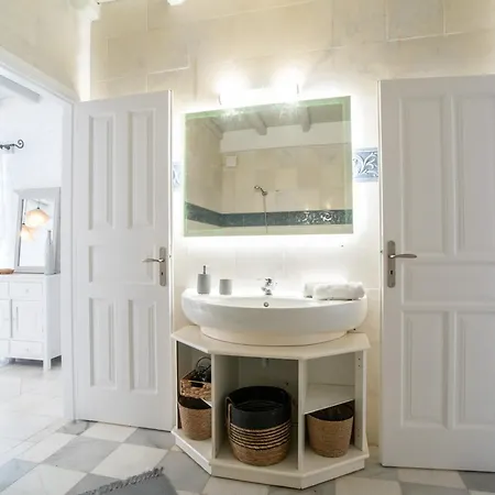 Holiday home Cavos Paros Two-bedroom With Private Pool & Jacuzzi Aliki (Paros)