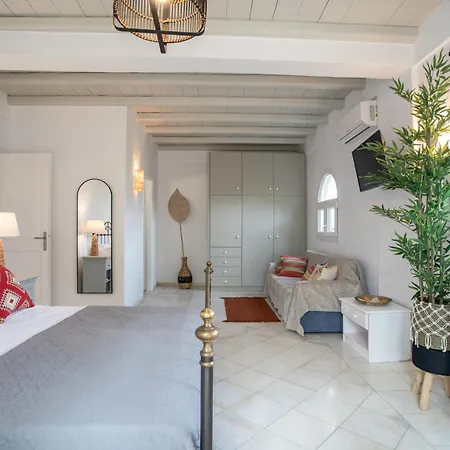 Holiday home Cavos Paros Two-bedroom With Private Pool & Jacuzzi