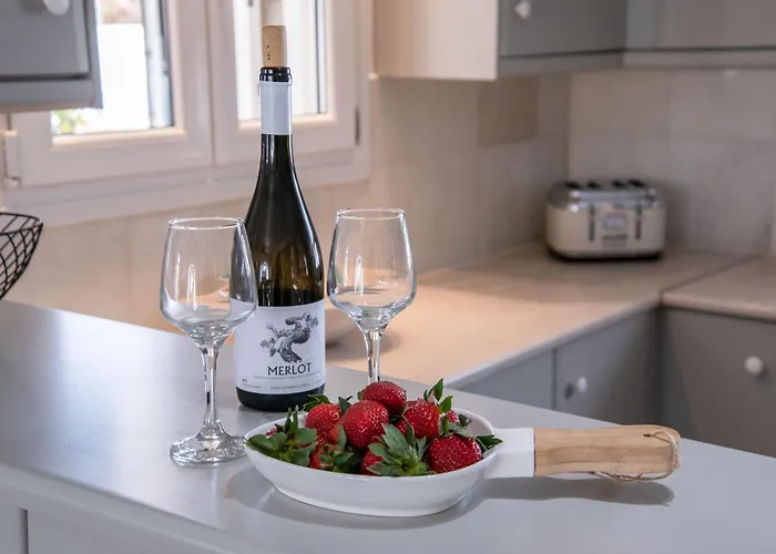 Cavos Paros Two-bedroom With Private Pool & Jacuzzi *